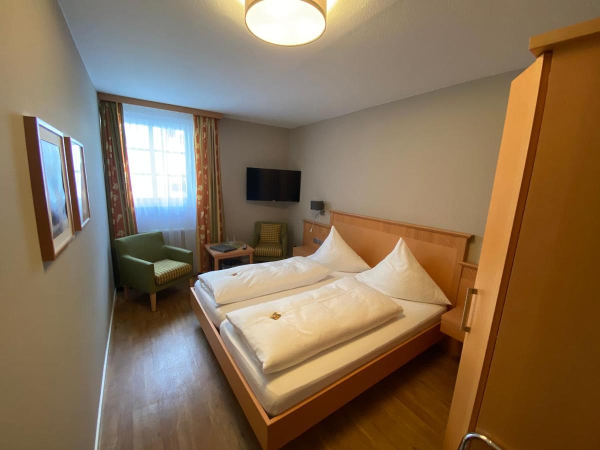 Weingutshotel Piesporter Goldtroepfchen Exterior foto